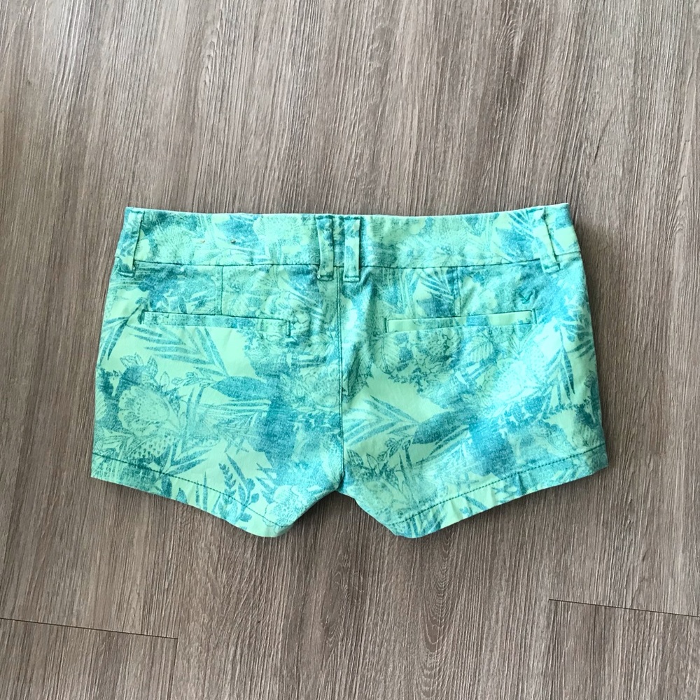 Green Blue Tropical Flower Leaf Shorts - Picture 6 of 6